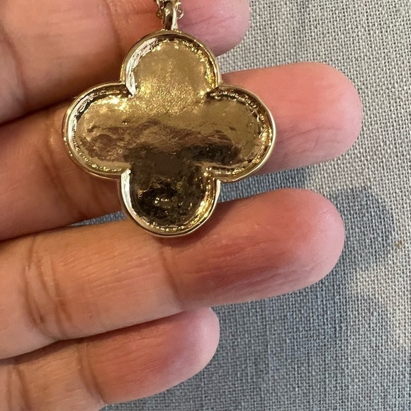 Vintage Clover Necklace Luxury Necklace - Picture 5 of 5